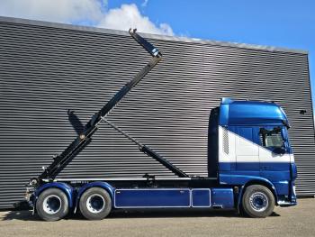 DAF XF 530 SSC 6x2 VDL HOOKLIFT 660 cm